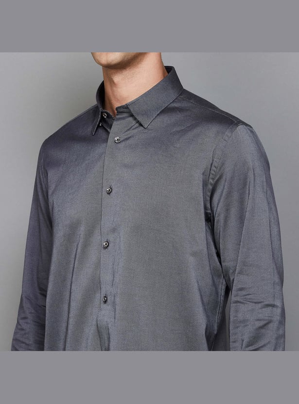 BLACKBERRYS Men Solid Slim Fit Formal Shirt
