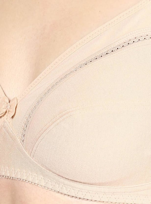 TRIUMPH Full Support Non-Padded Non-Wired Bra