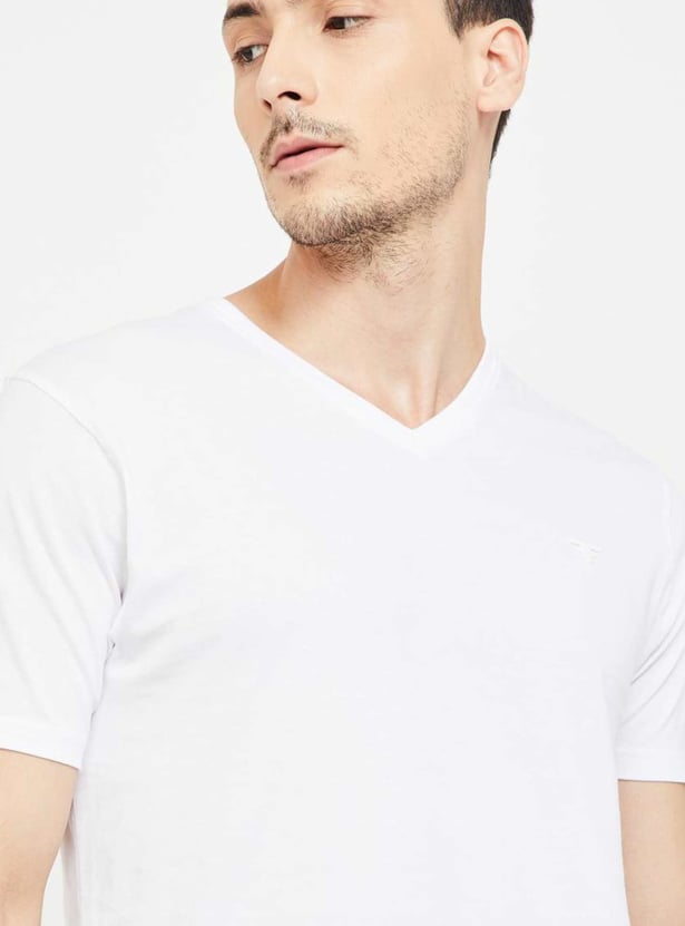 FAME FOREVER Solid V- Neck Regular Fit T- Shirt