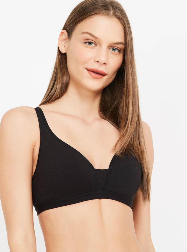 TRIUMPH Solid Beginners Padded Non-Wired Bra