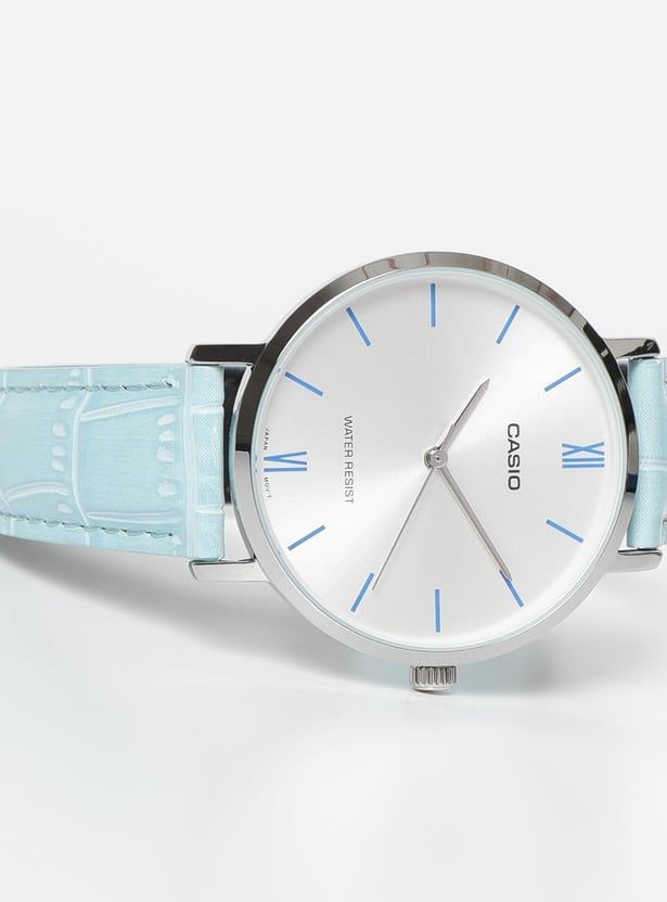 Watches Casio A1631 Buy CASIO Enticer Women Water-Resistant Analog