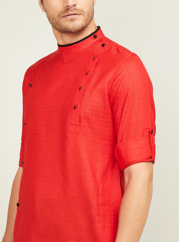 MANYAVAR Men Checked Asymmetric Kurta