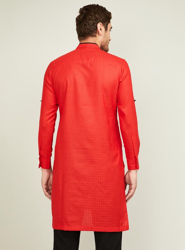 MANYAVAR Men Checked Asymmetric Kurta