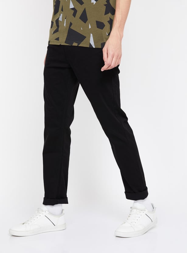 FAME FOREVER Men Solid Slim Tapered Chinos