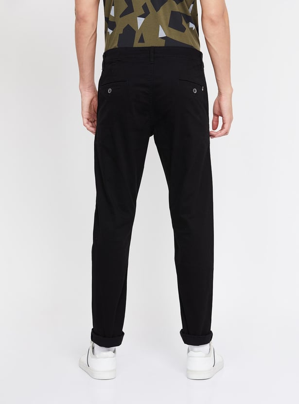 FAME FOREVER Men Solid Slim Tapered Chinos