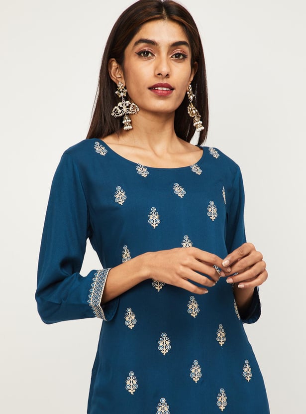 SPAN Women Embroidered Three-Quarter Sleeves Straight Kurta