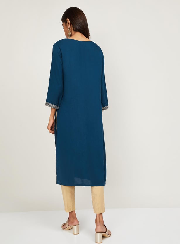 SPAN Women Embroidered Three-Quarter Sleeves Straight Kurta