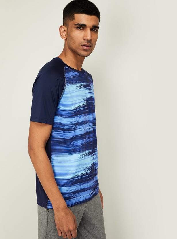PUMA Men Striped Slim Fit T-shirt