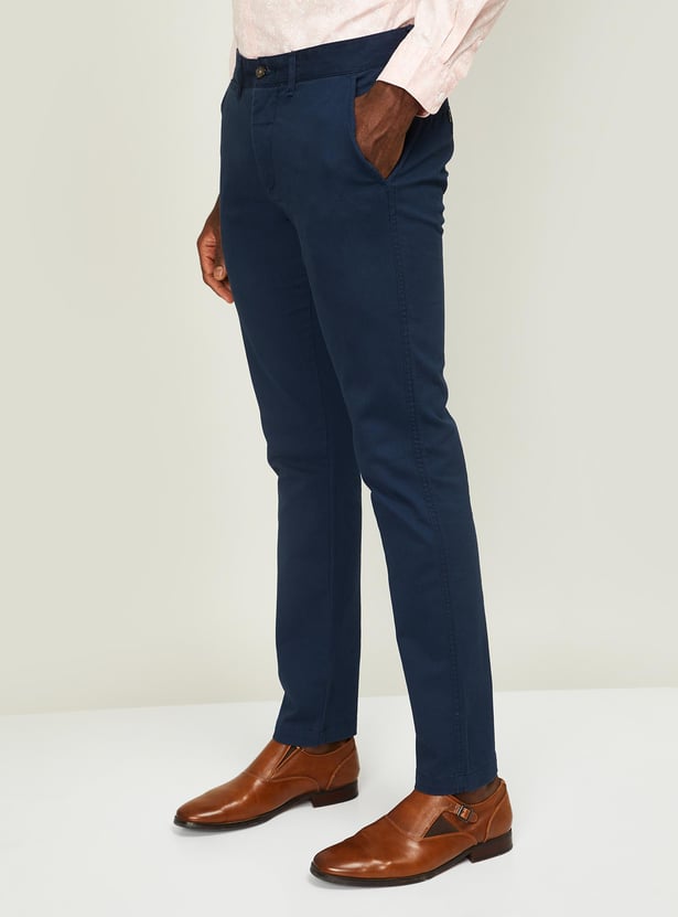 CODE Men Solid Slim Tapered Fit Chinos