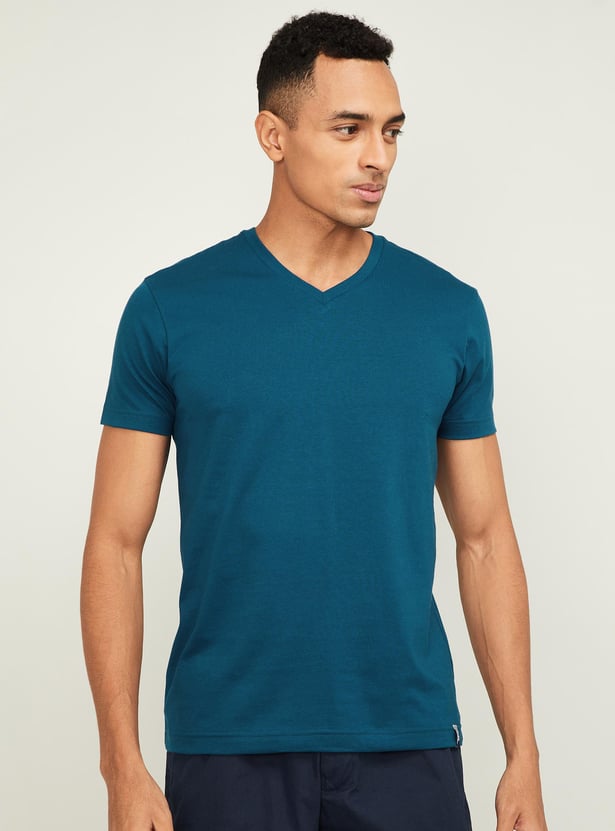 JOCKEY Men Solid Slim Fit V-Neck Lounge T-shirt