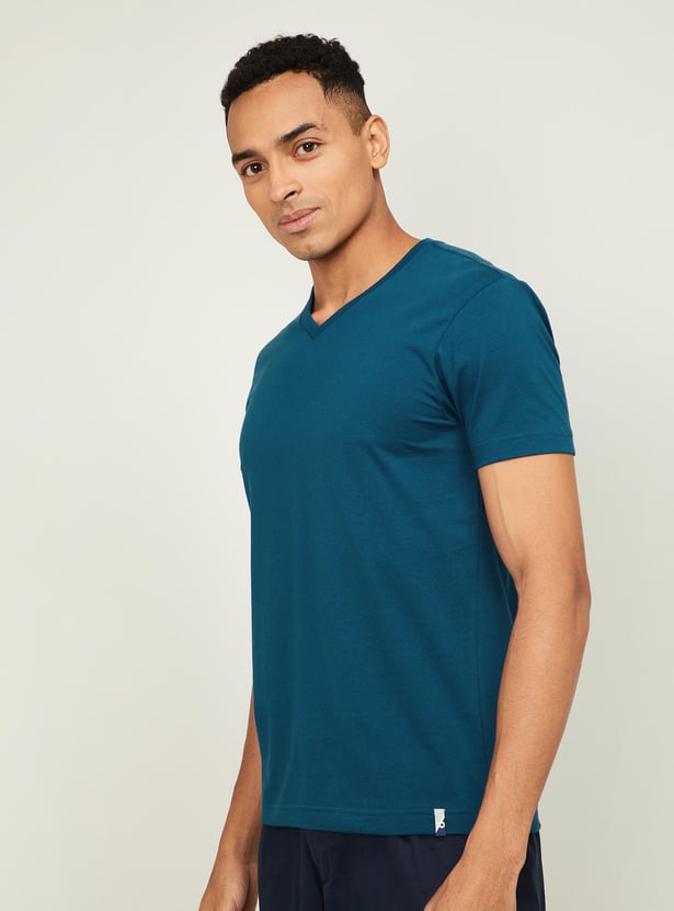 JOCKEY Men Solid Slim Fit V-Neck Lounge T-shirt
