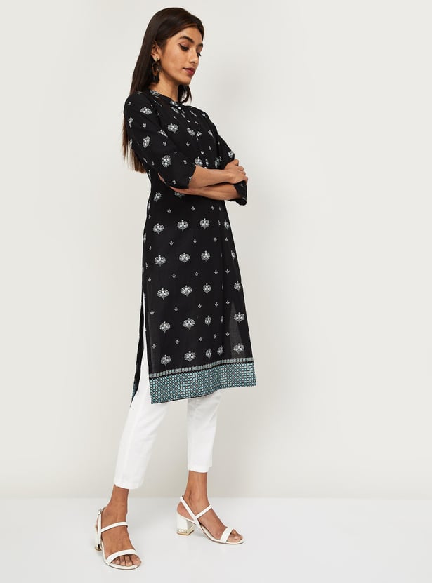 W Women Printed Three-Quarter Sleeves Straight Kurta