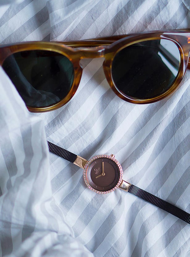 Buy OBAKU Women Embellished Analog Watch - V129LEVNMN from