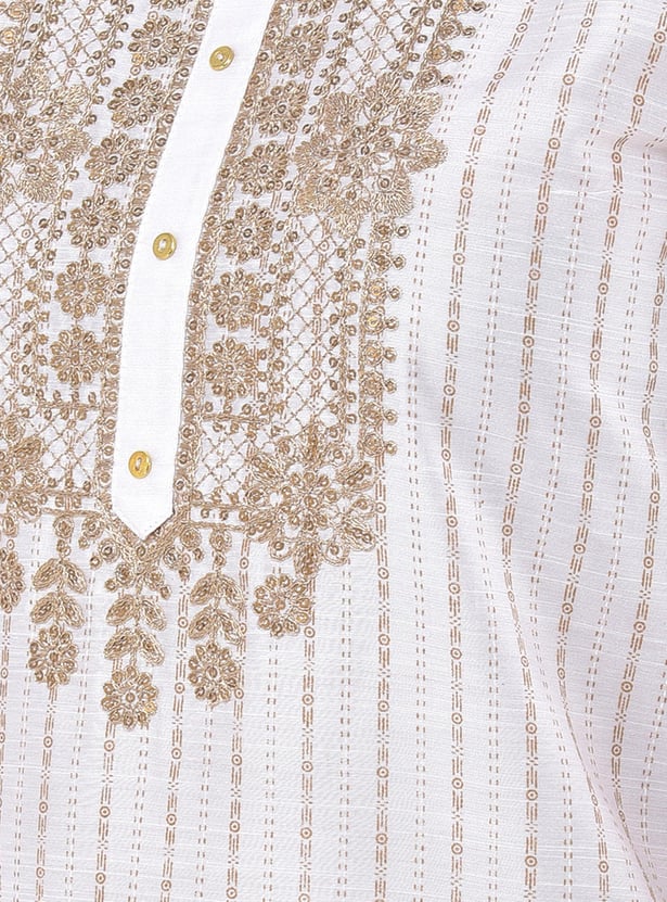 SPAN Women Embroidered Three-Quarter Sleeves Straight Kurta