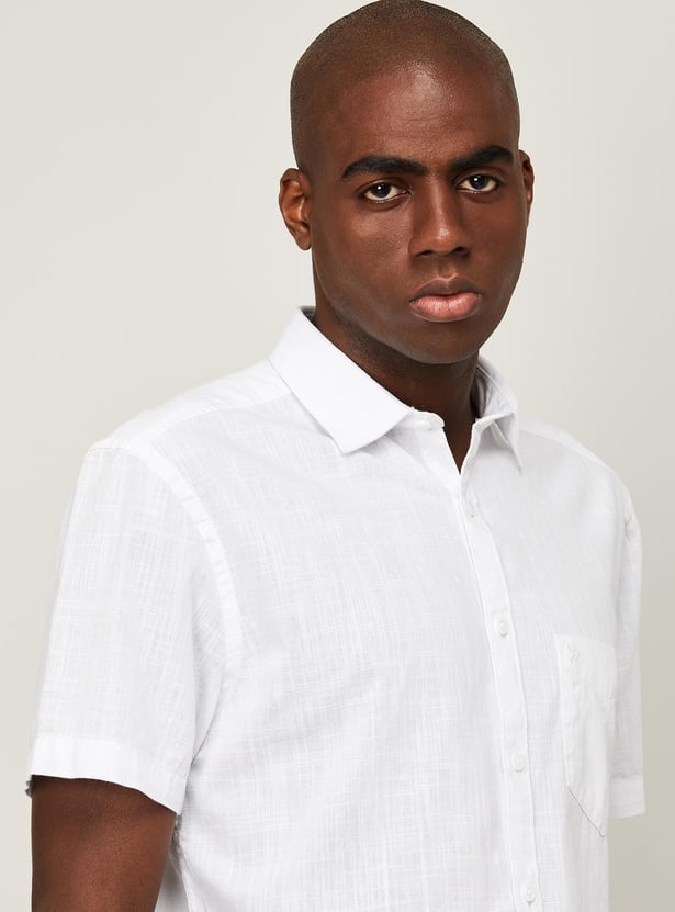 CODE Men Solid Regular Fit Casual Shirt