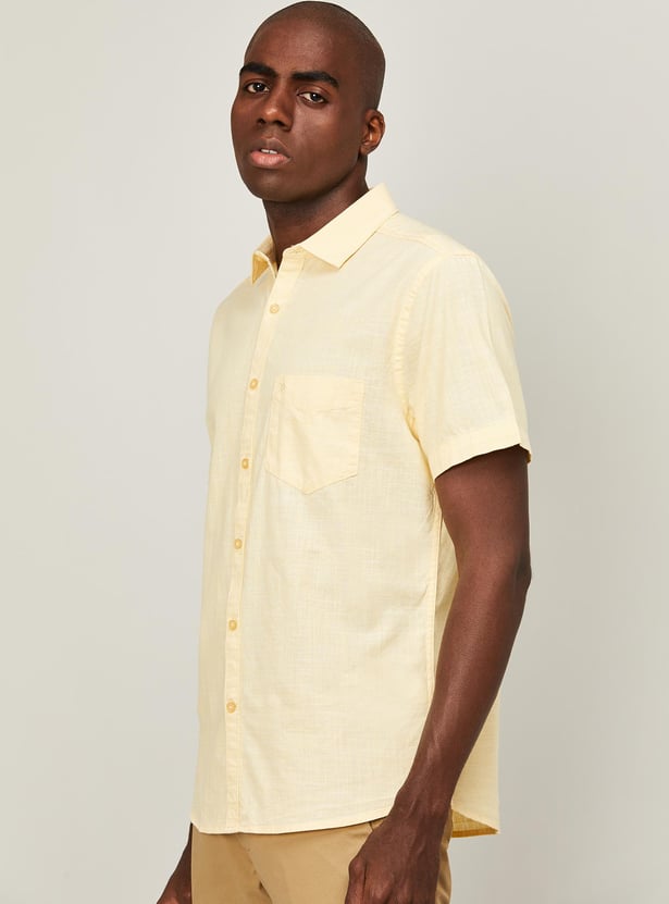 CODE Men Solid Regular Fit Casual Shirt