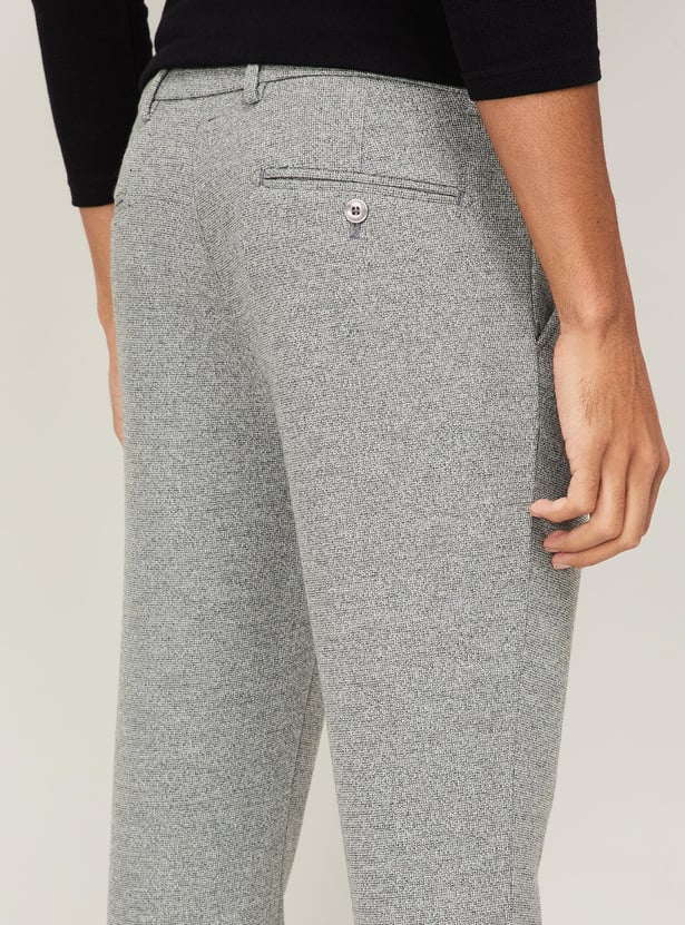 UNITED COLORS OF BENETTON Men Textured Slim Tapered Casual Trousers