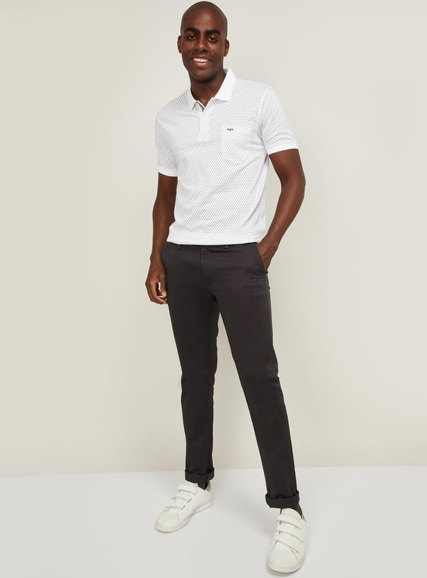 INDIAN TERRAIN Men Solid Slim Straight Casual Trousers