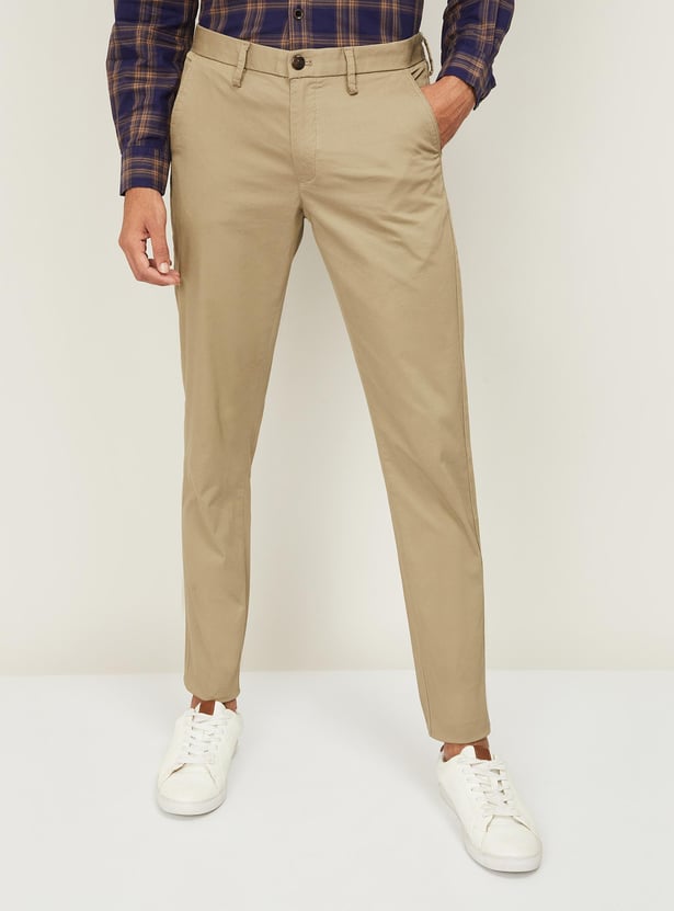 INDIAN TERRAIN Men Solid Slim Fit Casual Trousers