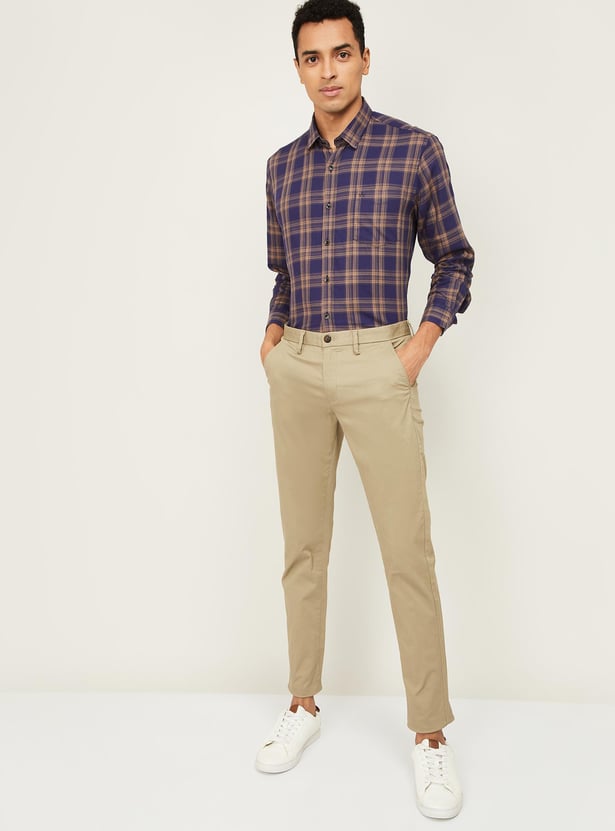 INDIAN TERRAIN Men Solid Slim Fit Casual Trousers