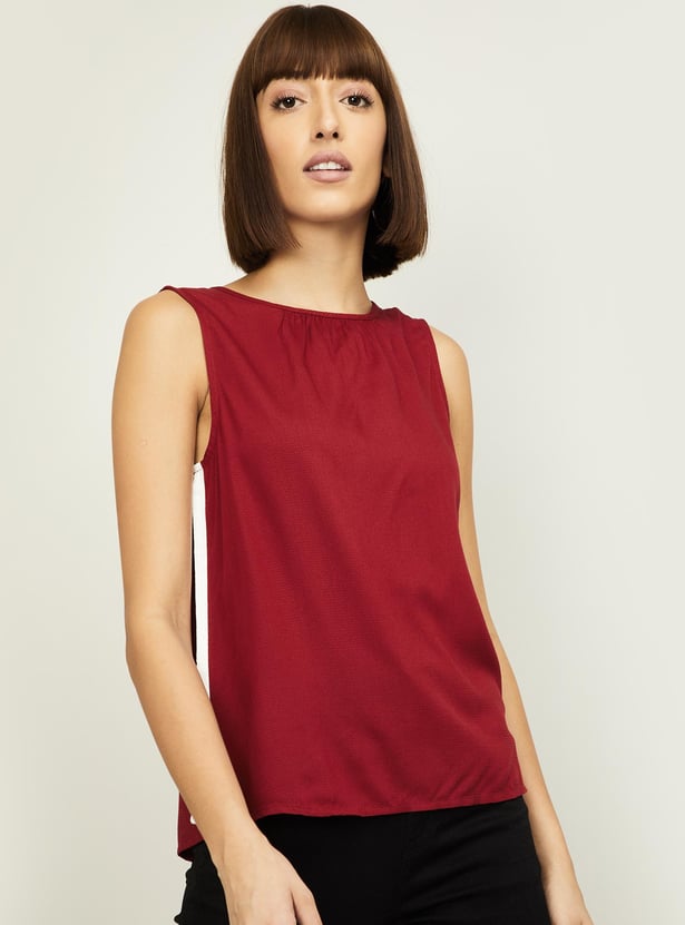 LEVI'S Women Regular Fit Solid Top