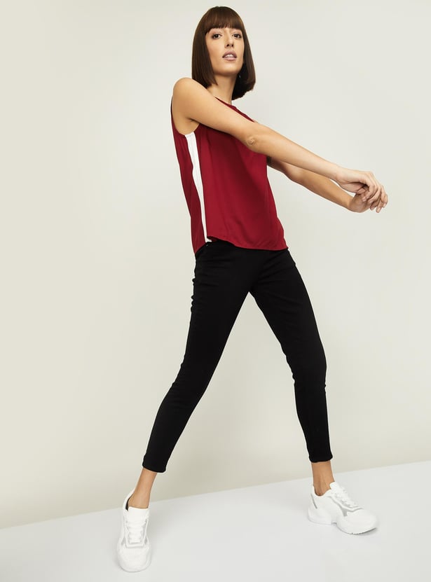 LEVI'S Women Regular Fit Solid Top