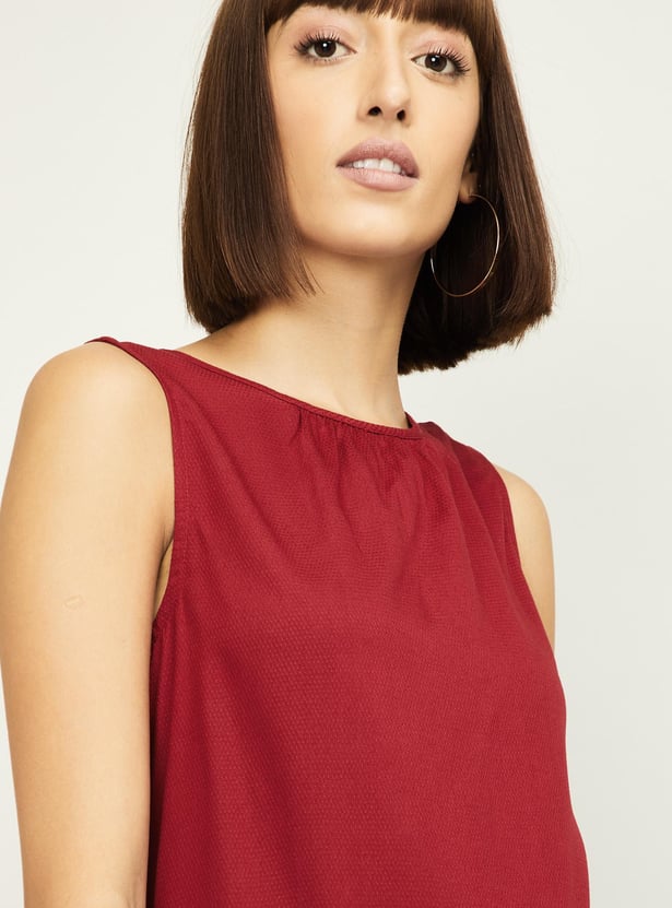 LEVI'S Women Regular Fit Solid Top