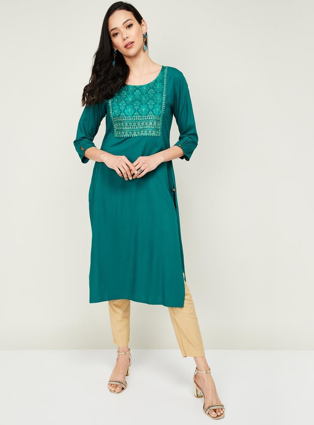 SPAN Women Embroidered Three-quarter Sleeves Straight Kurta