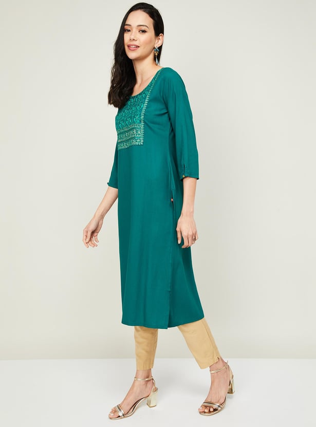 SPAN Women Embroidered Three-quarter Sleeves Straight Kurta