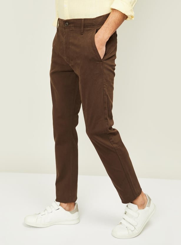 LEVI'S Men Textured Slim Tapered Fit Corduroy Trousers