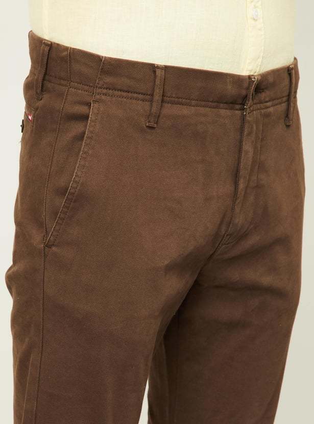 LEVI'S Men Textured Slim Tapered Fit Corduroy Trousers