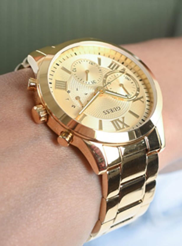 Buy GUESS Women Solid Bracelet Strap Chronograph Watch W1070L2 from Guess at just INR 13995.0