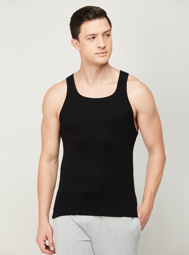 FAME FOREVER Men Solid Round Neck Inner Vest