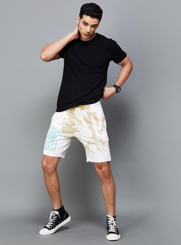 SMILEY Men Tie-Dye Printed Elasticated Casual Shorts
