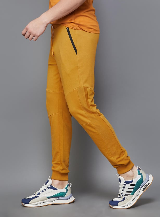 FAME FOREVER Men Solid Slim Fit Joggers