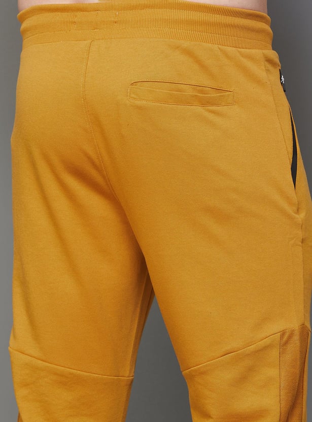 FAME FOREVER Men Solid Slim Fit Joggers