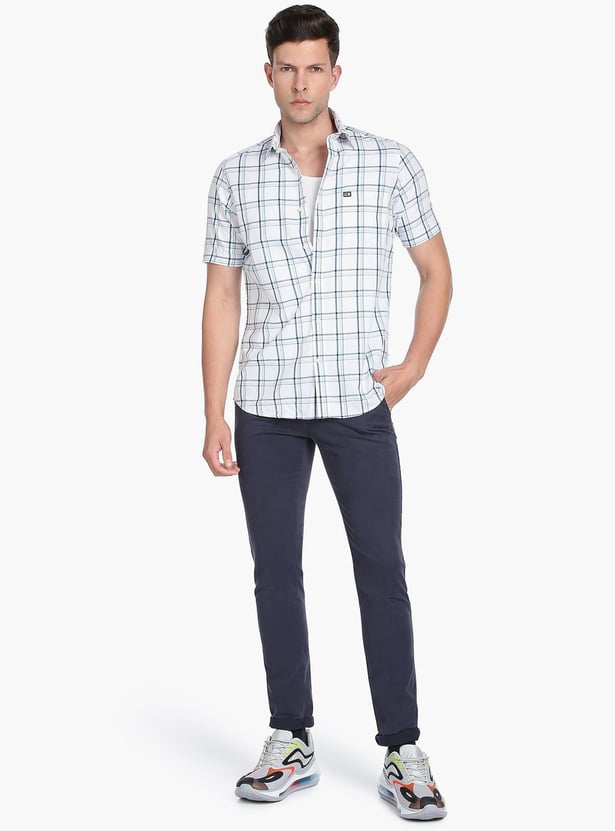 ARROW SPORT Men Checked Manhattan Casual Shirt (Slim)