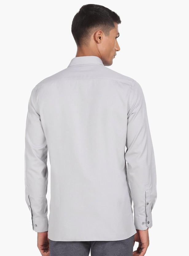 ARROW Men Solid Regular Fit Formal Shirt