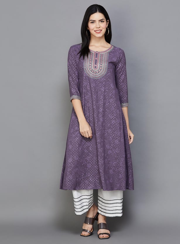 SPAN Women Embroidered Kurta