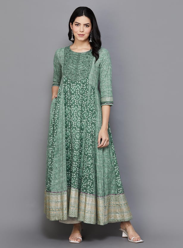 SPAN Women Embroidered Kurta