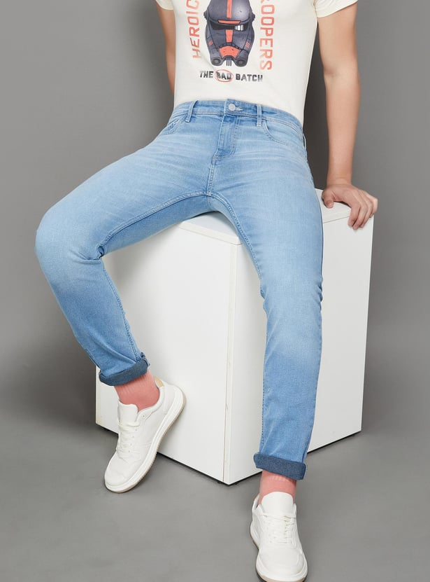 DENIMIZE Men Light Washed Slim Tapered Jeans