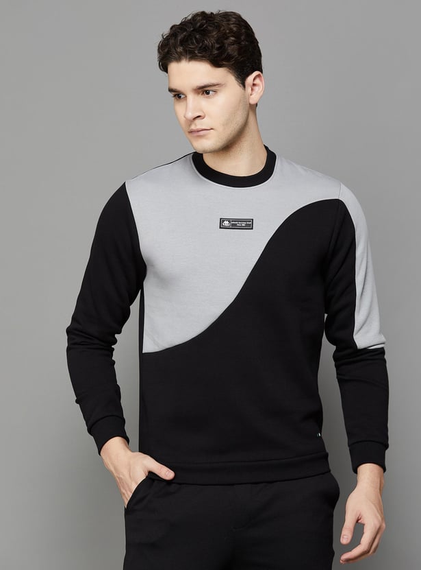 KAPPA Men Colourblocked Crew Neck Sweatshirt
