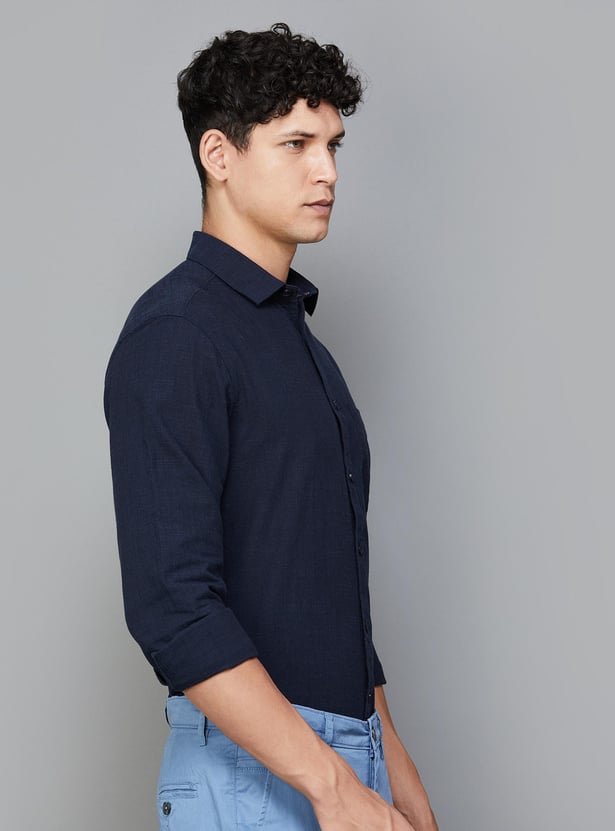 CODE Men Solid Slim Fit Casual Shirt