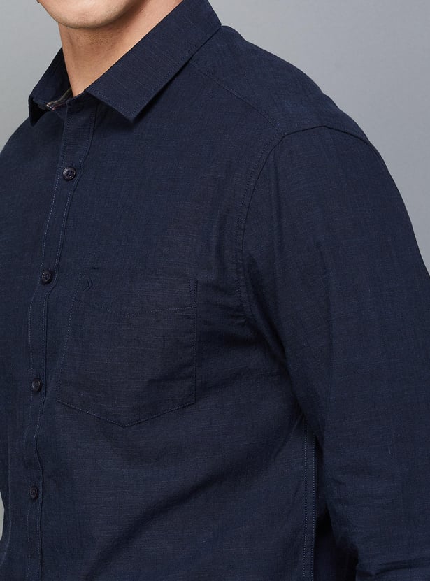 CODE Men Solid Slim Fit Casual Shirt