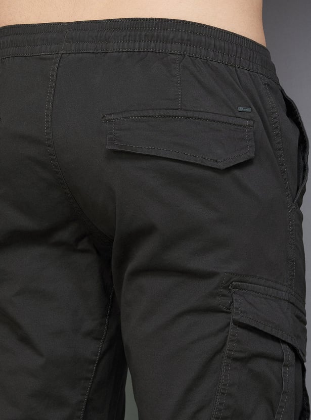 FAME FOREVER Solid Slim Tapered Cargos