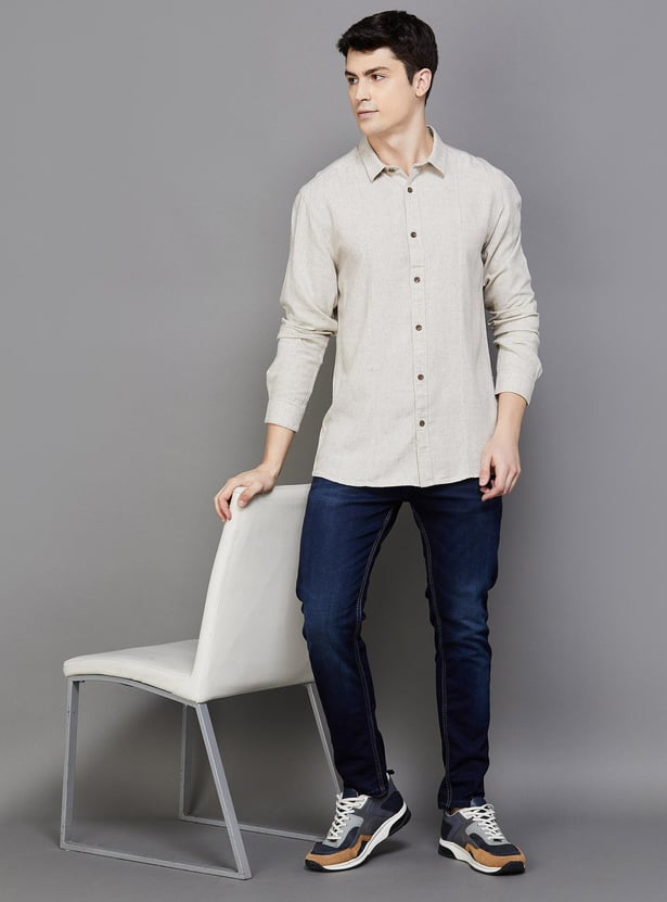 Buy VOI JEANS Men Textured Slim Fit Casual Shirt from VOI Jeans at