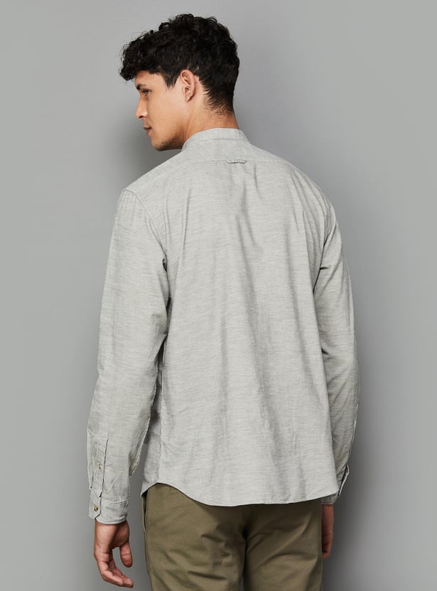 INDIAN TERRAIN Men Textured Slim Fit Shirt