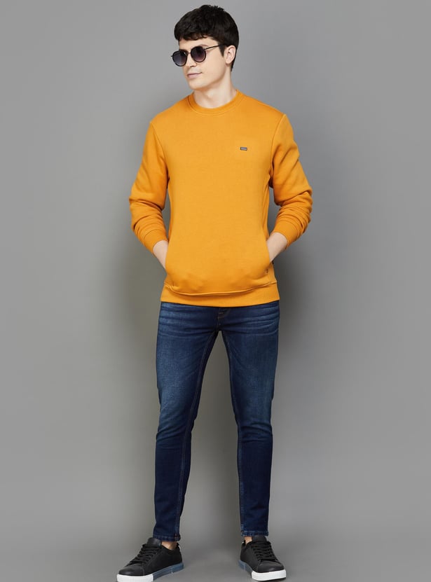 T-BASE Men Solid Crew Neck Sweatshirt