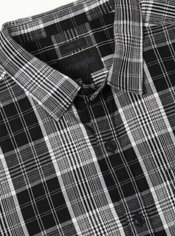 WRANGLER Men Checked Regular Fit Casual Shirt
