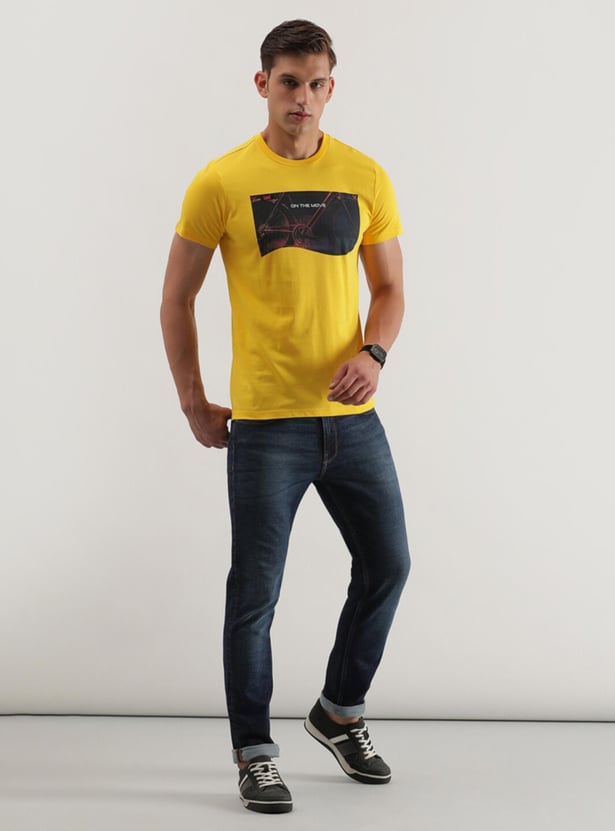 LEE Men Graphic Printed Slim Fit T-shirt